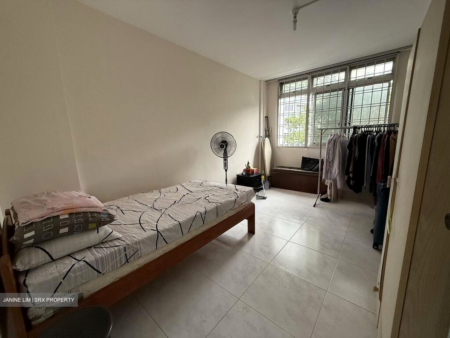 Blk 160 Yung Ping Road (Jurong West), HDB Executive #565778561